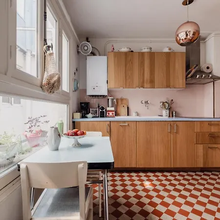 Veeve - Eclectic Eminence Apartment Paris