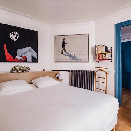 Veeve - Eclectic Eminence Paris