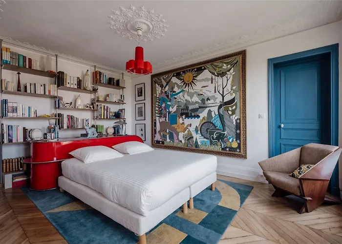 Daire Veeve - Eclectic Eminence Paris