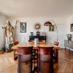 Veeve - Eclectic Eminence Апартаменты *